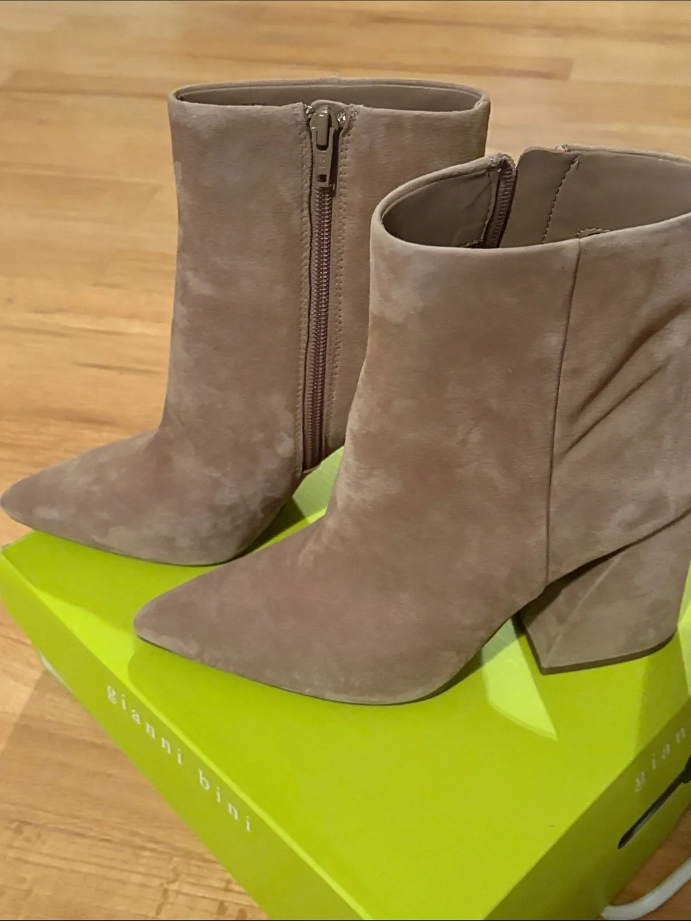 Gianni Bini Mauve Taupe Suede Pointed Ankle Booties